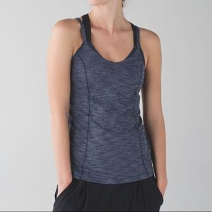 Lululemon Run for gold tank size 4